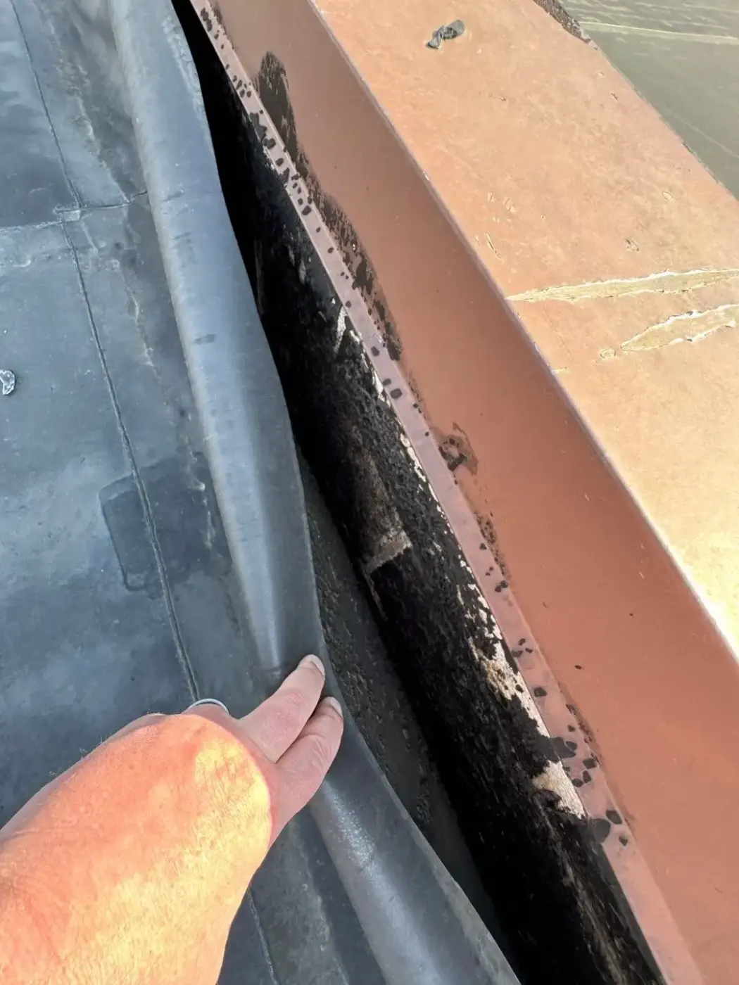 Commercial roof inspection documented in Devington